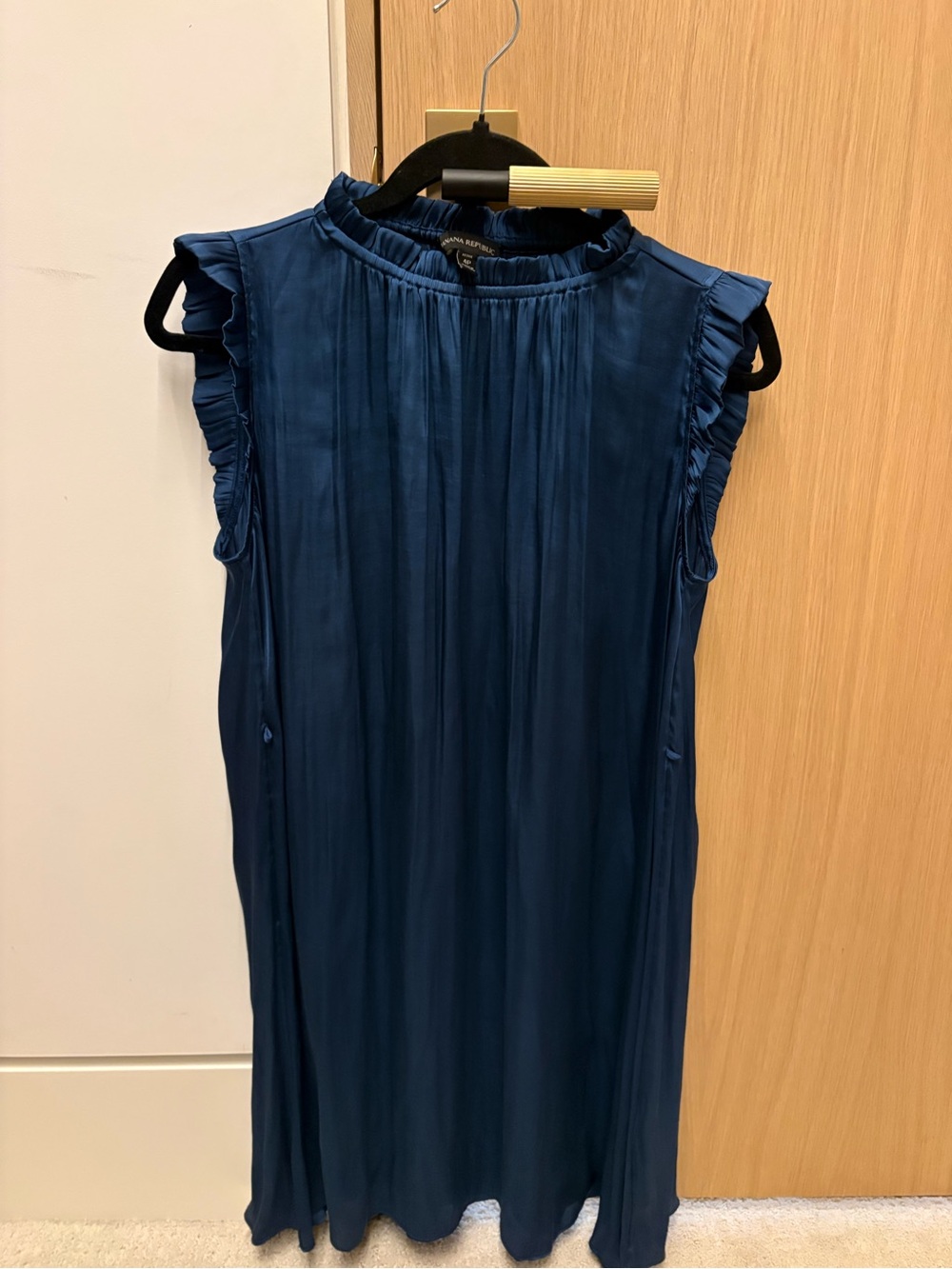 Banana Republic Sleeveless Ruffle-Trim Pleated Navy Dress - Size 4 (very flowy)